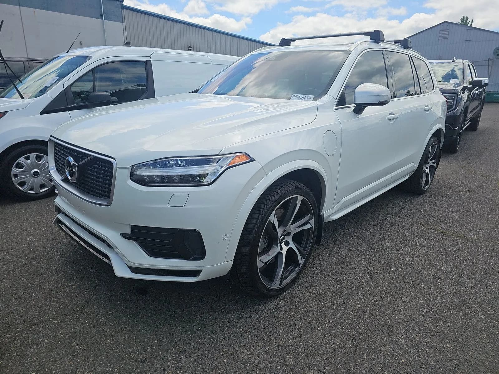 Volvo XC90 Plug-In Hybrid T8 z USA – luksusowy SUV hybrydowy z importu VEHIX